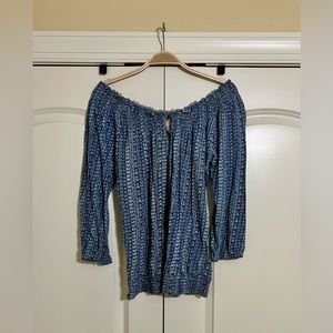 Lucky Brand On or Off Shoulder Peasant 3/4 Sleeve Top - Blue and White - Medium